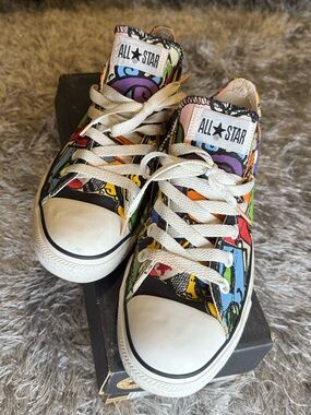 Classic Converse Chuck Taylor All Star Low Top Cartoon Graffiti Size: Men’s 8